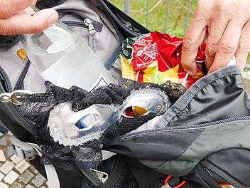Mitgebrachter Alkohol ist beim Faschingsumzug und -treiben in Poppenlauer künftig tabu. Taschenkontrollen sollen helfen, dass sich alle Besucher daran halten. Symbolfoto Heike Beudert