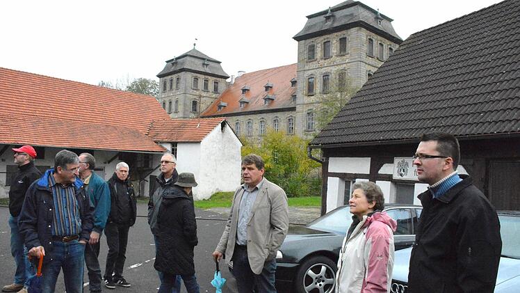 Der Dorfmittelpunkt von Burgpreppach soll im Rahmen einer Dorferneuerung saniert werden. Foto: Schmidt