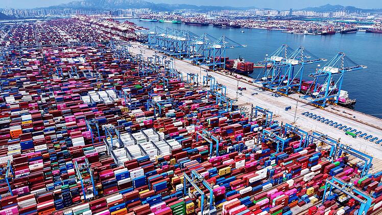 China - Containerterminal Qingdao