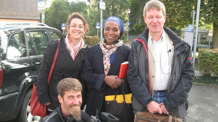 Dolmetscherin Virginie Gelis, Martin Delumeau Redakteurin France5, Kreisheimatpfleger Dr. Manfred Welker und Kameramann Stefan Saporito France5. Foto: privat