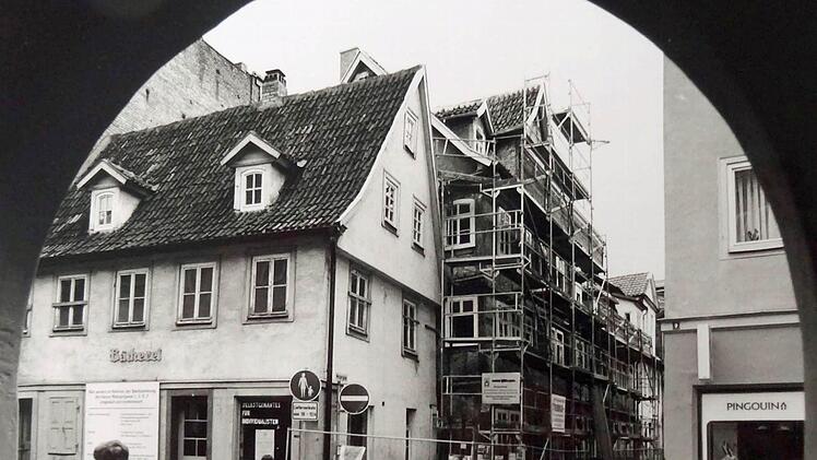 Zahlreiche historische Häuser wurden in den letzten Jahren in der Metzgergasse grundlegend saniert. Das gilt auch für das Eckgebäude, dessen Fassade Richtung Judengasse weist.Foto: Archiv