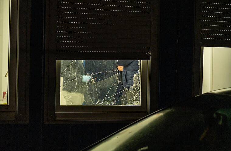 Kreis Bamberg: Blutiger Streit in Containeranlage - mehrere Verletzte