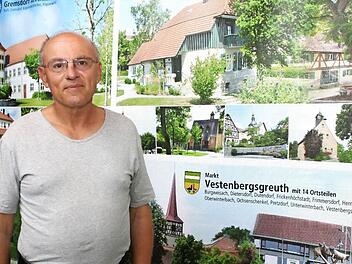Reinhard Holzenleuchter war 36 Jahre Kämmerer in der VG Höchstadt. Jetzt tritt er in den Ruhestand. Foto: Evi Seeger