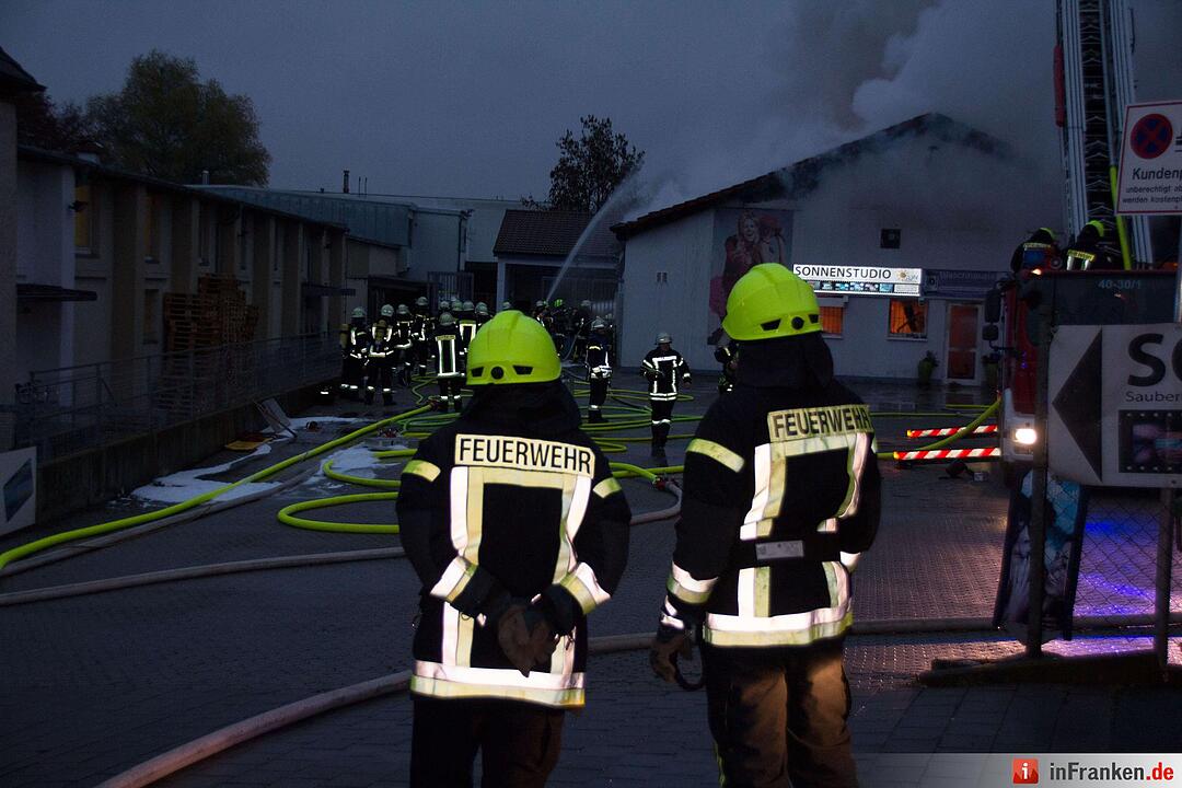 Sonnenstudio in Vollbrand