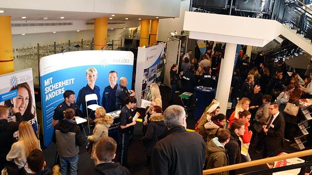 2162 Besucher wurden am Ende der Studienmesse in der Konzert- und Kongresshalle gez&auml;hlt. Fotos: Renate Sp&ouml;rlein