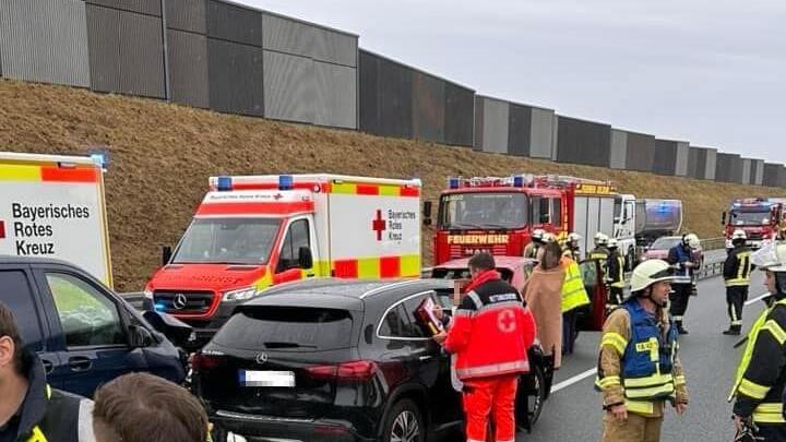 Autofahrer-Irrsinn nach Massencrash auf A3: "Warum riskiere ich das Leben anderer?"