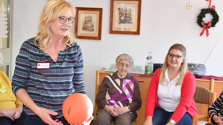 Bewegungstraining ist Teil des Betreuungsangebotes.
