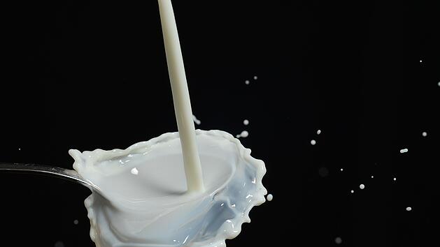 Eine bestimmte Milchsorte ist besonders schlecht für die Haut.