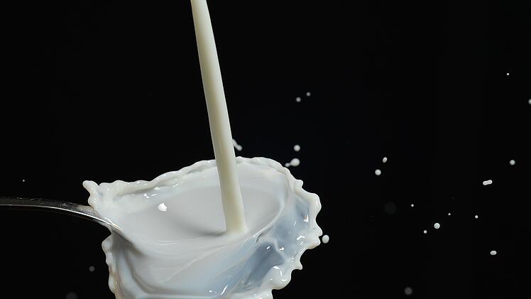Eine bestimmte Milchsorte ist besonders schlecht für die Haut.