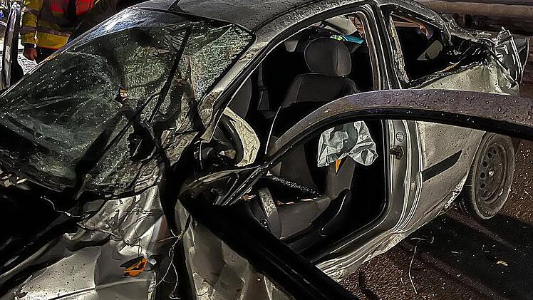 A73 bei Erlangen: Drei Autobahn-Einsätze in 17 Stunden - zahlreiche Unfälle gemeldet