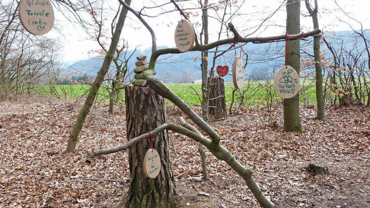 Die Aktion im April am Trimm-dich-Pfad-der-Seele bleibt bis Ende April für die Besucher bestehen. Fotos: privat