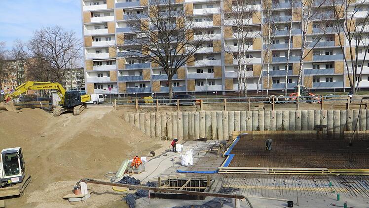 In der Kantstraße errichtet eine Baugenossenschaft ein Mehrfamilienhaus. Foto: Siegler