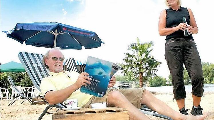 So entspannt den Tag genießen - das war am Kitzinger Stadtstrand einst Programm. Ab April soll es in Etwashausen ein ähnliches Angebot geben.