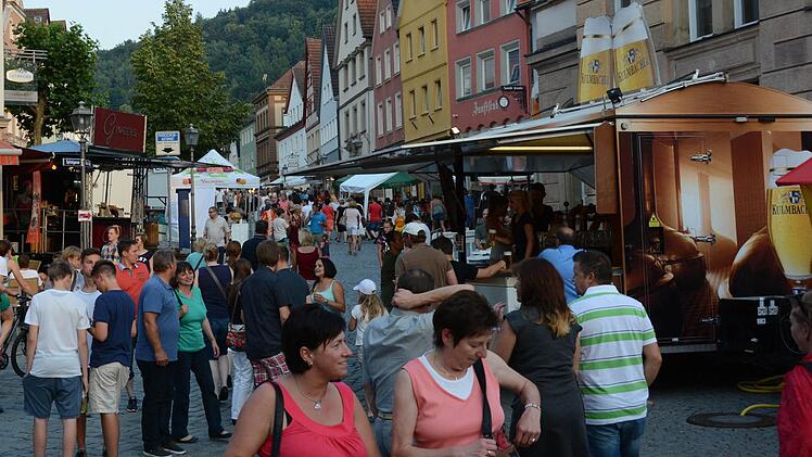 Impressionen vom Beginn des Altstadtfests am Freitagabend. Foto: Dagmar Besand