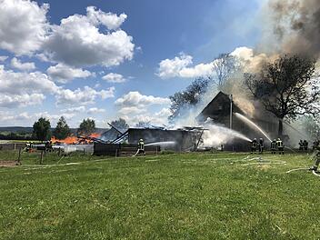 Großbrand eines landwirtschaftlichen Anwesens