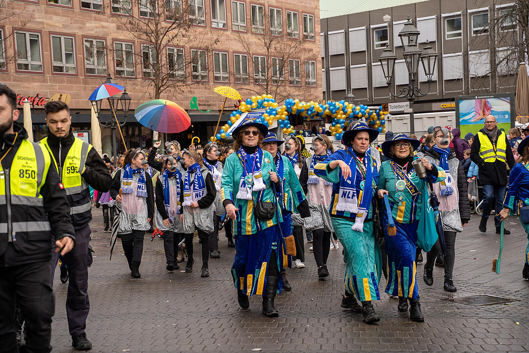 Der traditionelle Umzug zog ca. 70.000 Faschingsfreunde an.