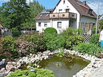 Der Vorgarten der Familie Bayer  Foto: Gerd Fleischmann