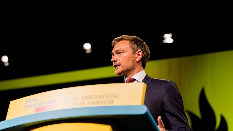 Bundesfinanzminister Lindner hat konkrete Vorschläge zu finanziellen Entlastung der Bürger*innen.
