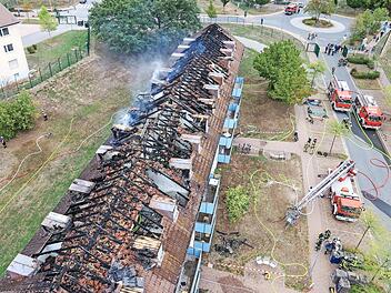 Am 22. September brannte der Dachstuhl eines Wohnblocks des Ankerzentrums im Bamberger Osten. Foto: News5/Merzbach
