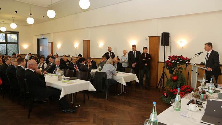 Landrat Günther Denzler erhält Ehrentitel Foto: Barbara Herbst