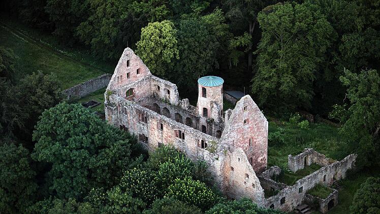 Die Ruine Schönrain aus der Luft (Bild von 2016).  Foto: Jannik Lamprecht