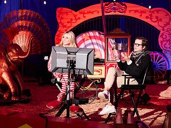 Heidi Klum und Fotograf Kristian Schuller holen die Nachwuchs-Models in den Zirkus.