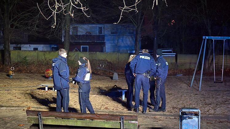 Zwei Tote durch Pyrotechnik in Bielefeld