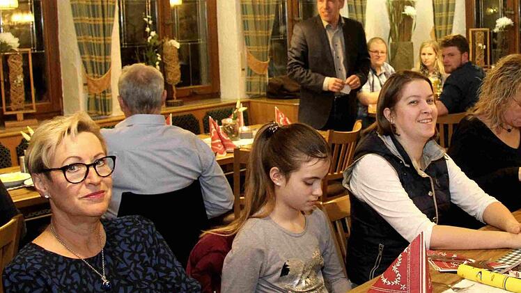 Alexander Tritthart konnte mehr als 50 Zuhörer zum politischen Aschermittwoch begrüßen. Foto: Richard Sänger