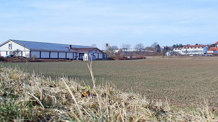 Zwischen Aldi und Stupo soll Rewe angesiedelt werden.