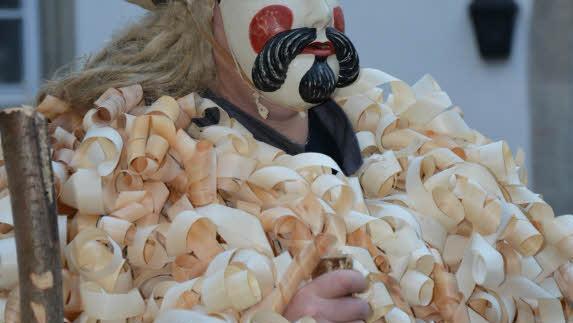 Die Hennebergmuseum werden Faschingsmasken ausgestellt.Foto: Björn Hein