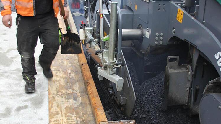 Da muss auch mal mit der Schaufel gearbeitet werden. Foto: Friedwald Schedel
