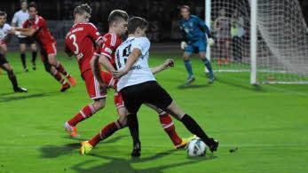 Auftritt der "kleinen Bayern" auf großer Bühne im Willy-Sachs-Stadion. Foto: ssp