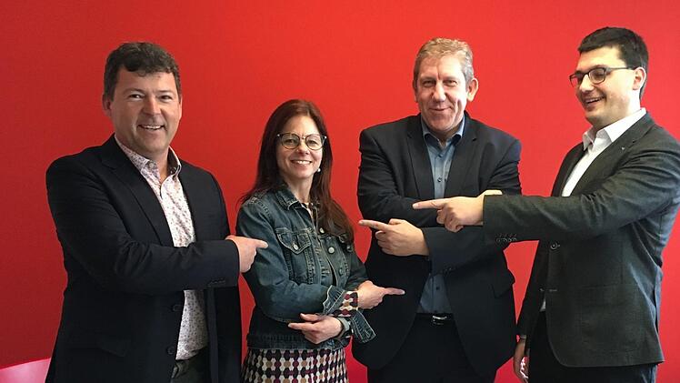Jeder könnte es: Landrat sein. Die SPD  stellt vier Kandidaten zur Disposition: Carsten Joneitis, Patricia Hanika, Andreas Schwarz und Jonas Merzbacher (von links) Foto: Anette Schreiber