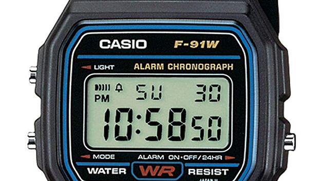 Retro-Charme zum Schnäppchenpreis: Die Casio F-91W ist die Uhr, die man in den 80ern haben musste. Heute bekommt man sie bei Amazon für gerade einmal 10 Euro. Bild: Casio/Screenshot