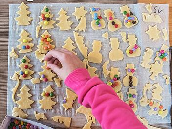 Weihnachtsplätzchen gehören zur Vorweihnachtszeit dazu