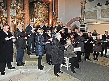 Der gemischte Chor des Gesangvereins Himmelkron zeigte, dass er die Coronapause gut überstanden und sogar noch willkommenen Zuwachs bekommen hat.