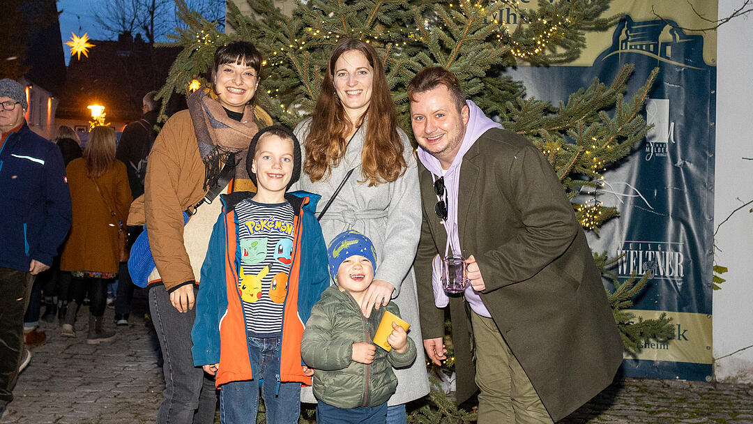 R&ouml;delsee, Traditioneller Weihnachtsmarkt rund um das Schloss