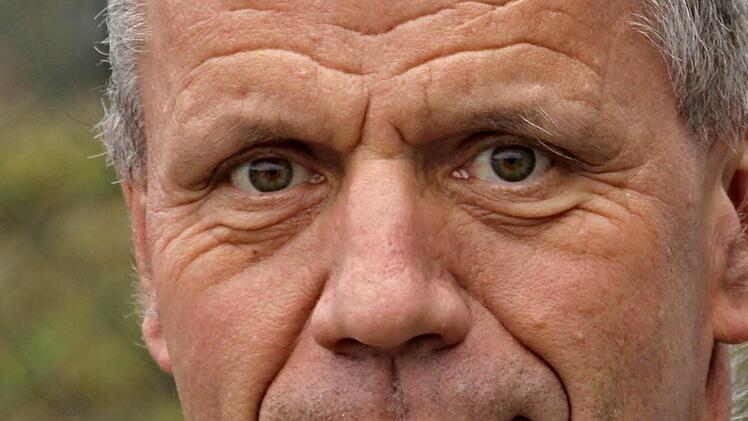 "Seit hier Frauen beschäftigt sind, hat sich der mitunter raue Ton zwischen Kunden und Mitarbeitern deutlich verbessert", hat Christoph Schneider festgestellt. Foto: Will