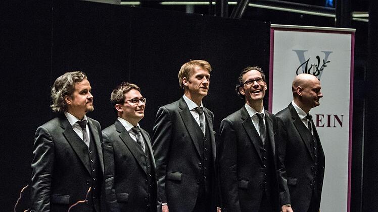 Vielseitig und brillant: Das Vokalquintett "Amarcord" aus Leipzig begeisterte vor zahlreichen Zuhörern in Coburg.Foto: Jochen Berger