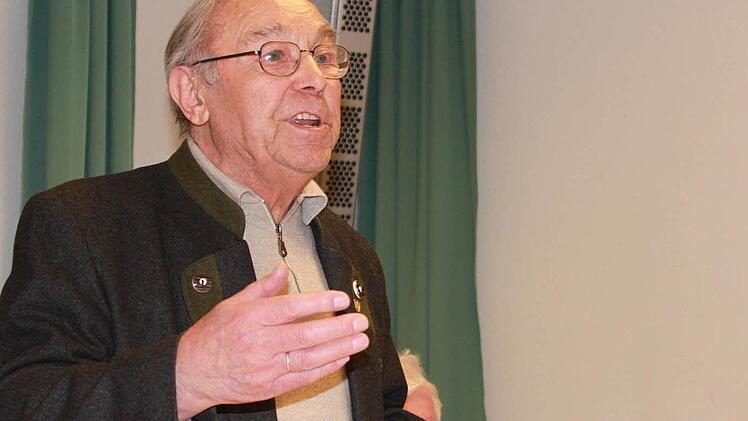 Begeistert erzählte Franz Ullrich aus seinen 65 Jahren Kolpingfamilie Ebern.Fotos: Bech