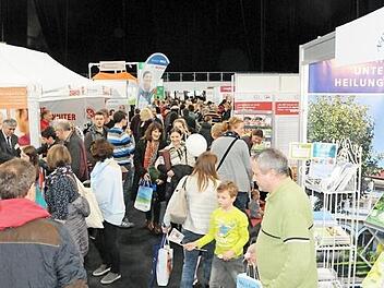 Die Gesundheitsmesse findet in der Brose-Arena statt. Foto: Steffen Marx