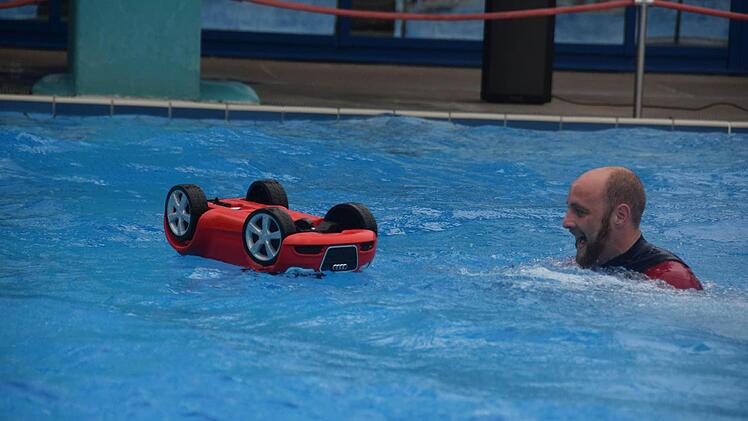Wassertag beim Jugendfestival YouCo im Aquaria Freibad in CoburgFoto: Ronald Rinklef