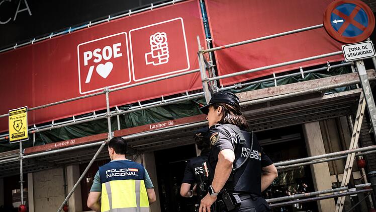 Polizeieinsatz bei Sanchez-Partei in Madrid