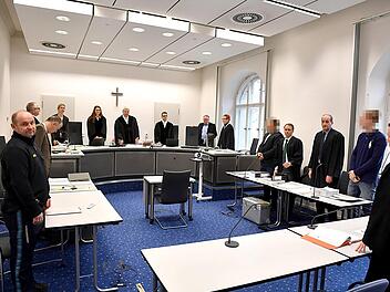Zwei Männer müssen sich derzeit vor dem Landgericht Bamberg verantworten, weil sie zwei andere in der Sandstraße verletzten. Einer der Geschädigten schwebte in Lebensgefahr. Foto: Ronald Rinklef
