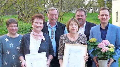 Ehrungen beim Obst- und Gartenbauverein Oettingshausen (von links): Tanja Scholz, Margit M&ouml;ller, Herbert Rick, Petra Kamen, Reiner Br&uuml;ckner und B&uuml;rgermeister Tobias Ehrlicher  Foto: Karin G&uuml;nther