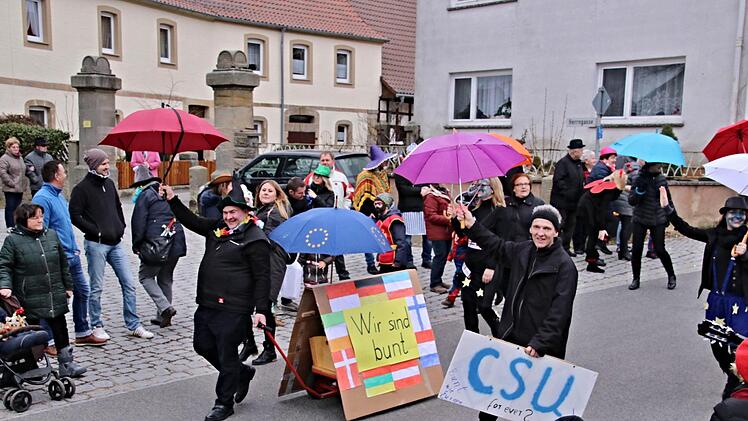 Bunt und pro Europa zeigte sich der CSU-Ortsverband Untermerzbach.