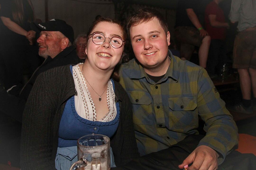 Party mit den DORFROCKERN Party mit den DORFROCKERN