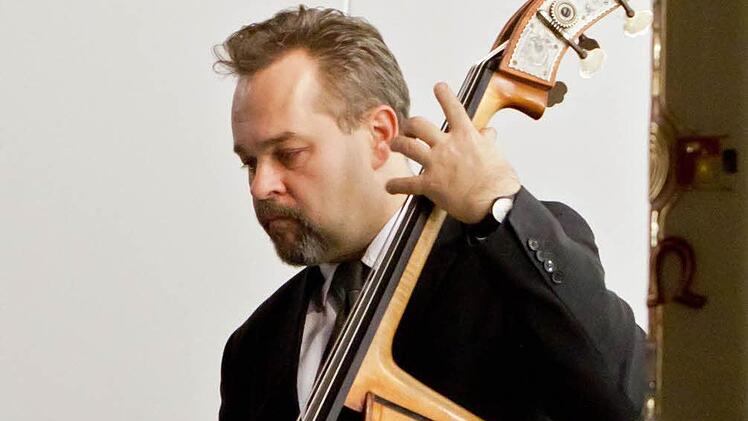 Markus May am KontrabassFoto: Jochen Berger