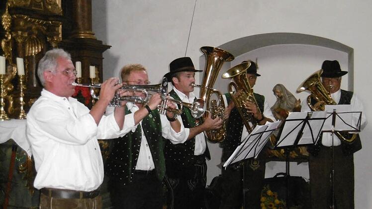 Konzert auf dem Kreuzberg. Foto: Regina Rinke