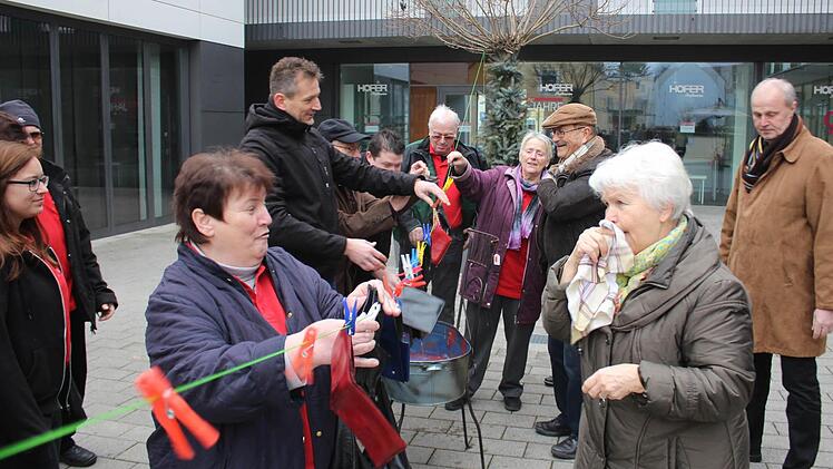 Die Höchstadter Fosänachter betrauerten das Faschingsende. Foto: Andreas Dorsch